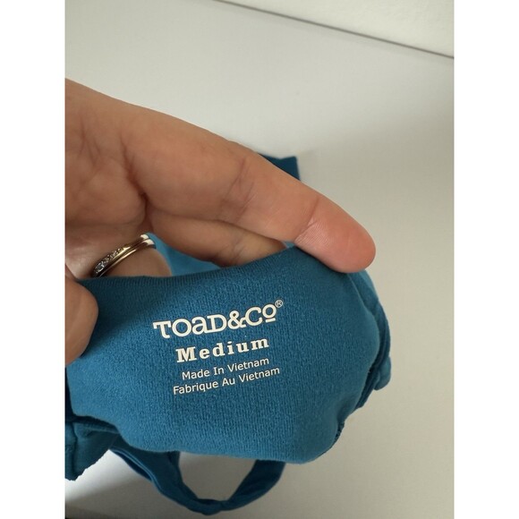 Toad & Co  Alluvial Tank Top Size M Built in Bra Athletic‎ Stretch Pullover Teal - Picture 5 of 12